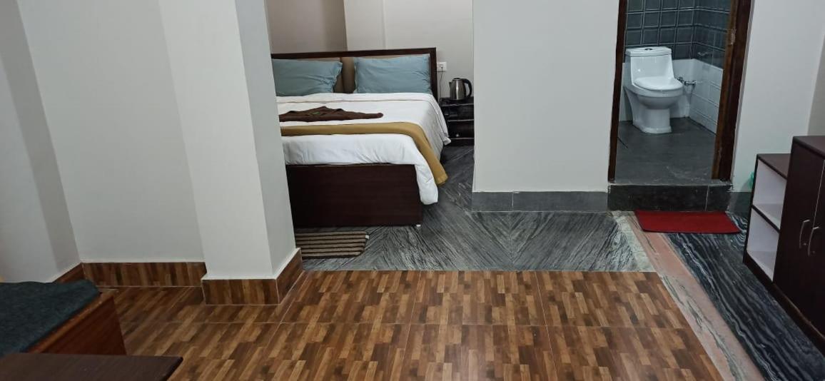 Hotel Sonar Tori *