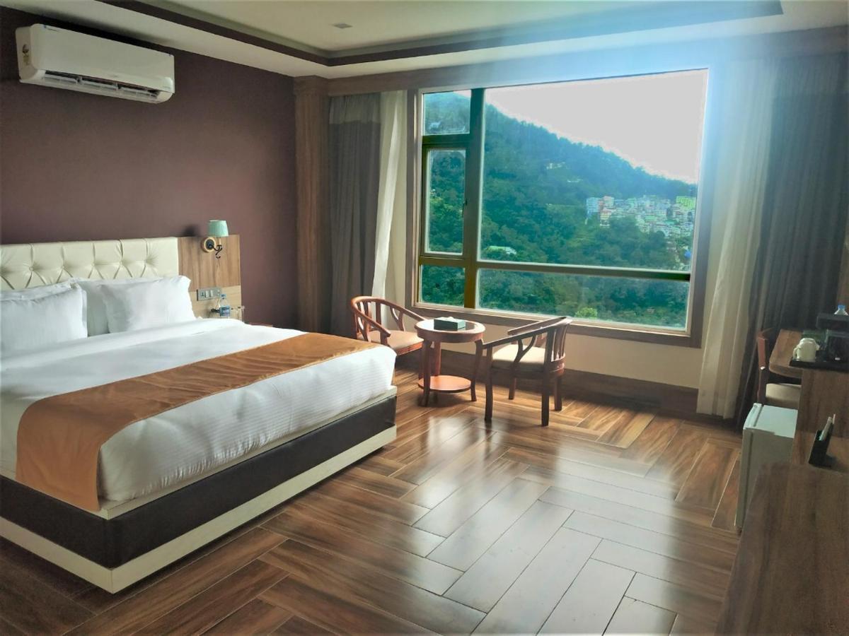 Chlorofeel The Z Retreat & Gangtok