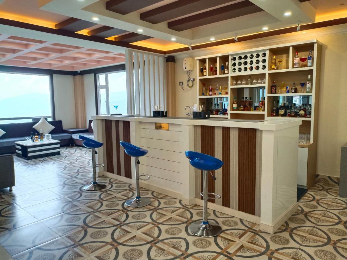 Chlorofeel The Z Retreat & 4* Gangtok