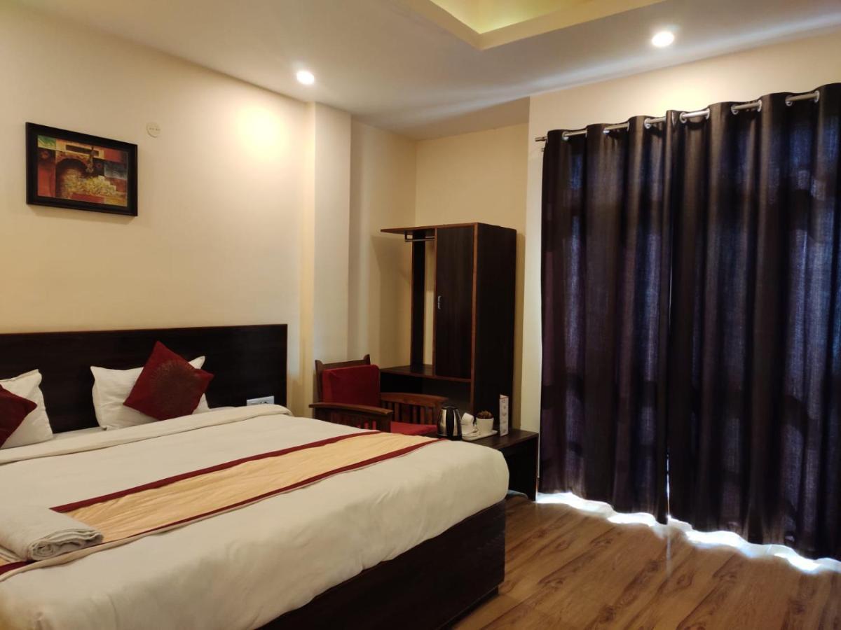 The Narayani Continental Hotel Gangtok