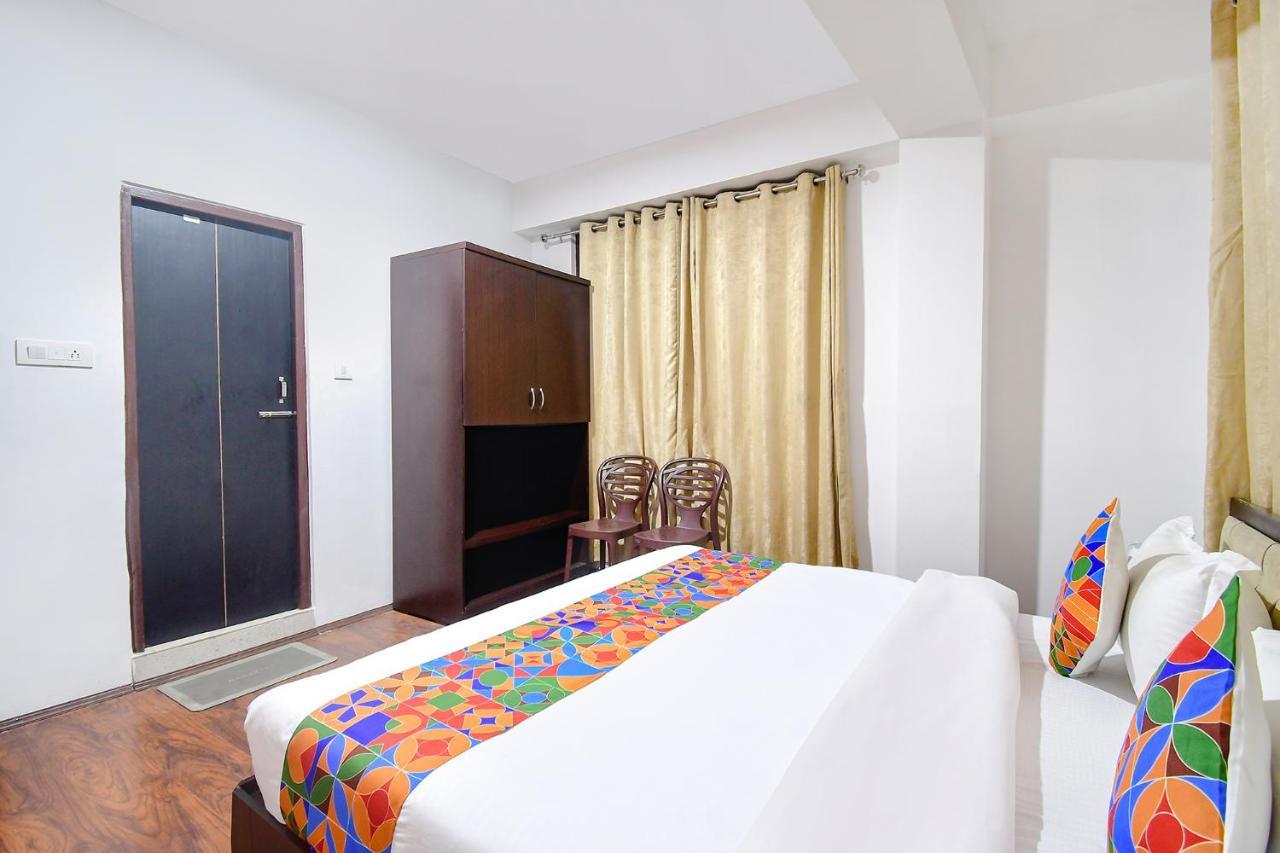 Fabhotel Snoopy Hotel