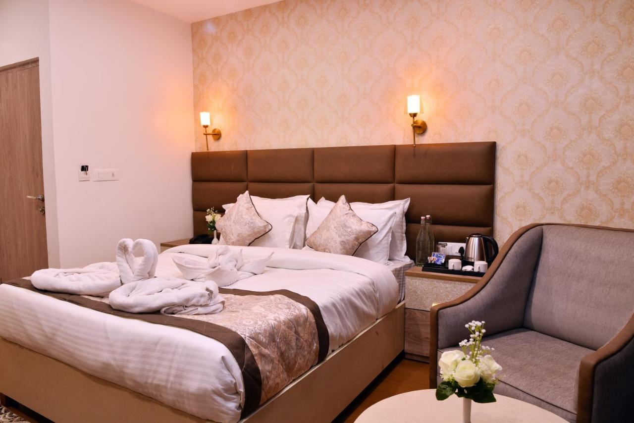 Rufina Pinasa Residency 3*