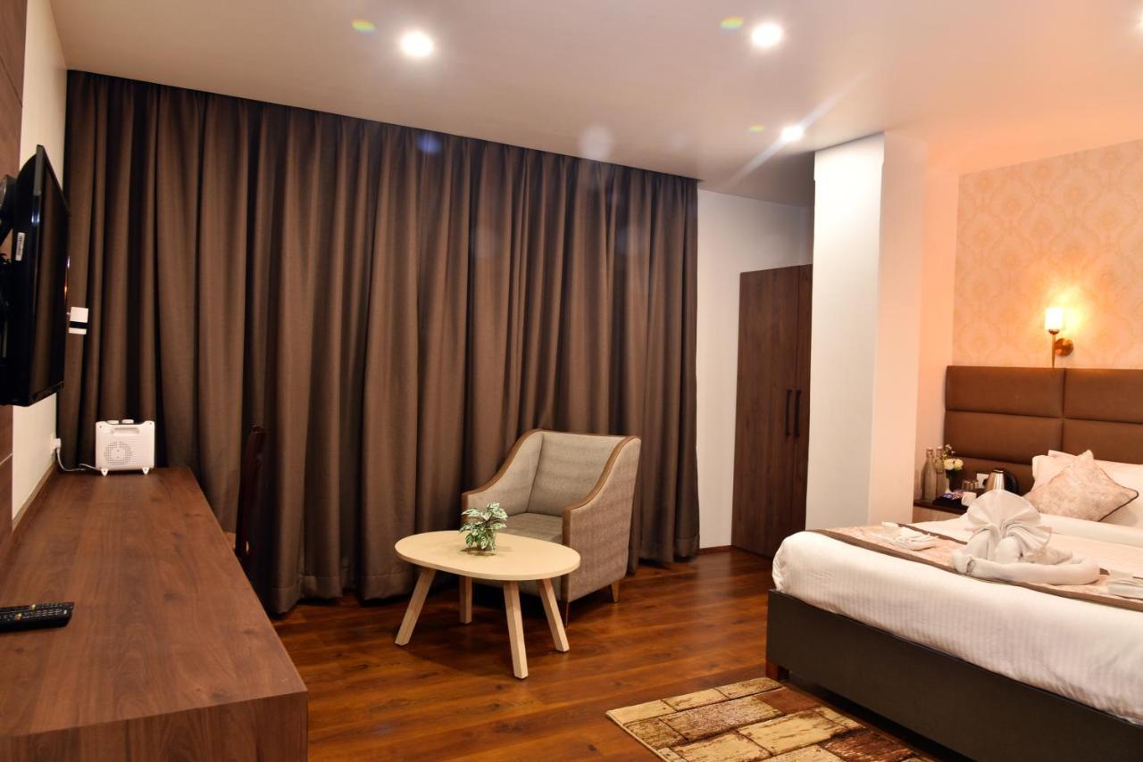 Rufina Pinasa Residency