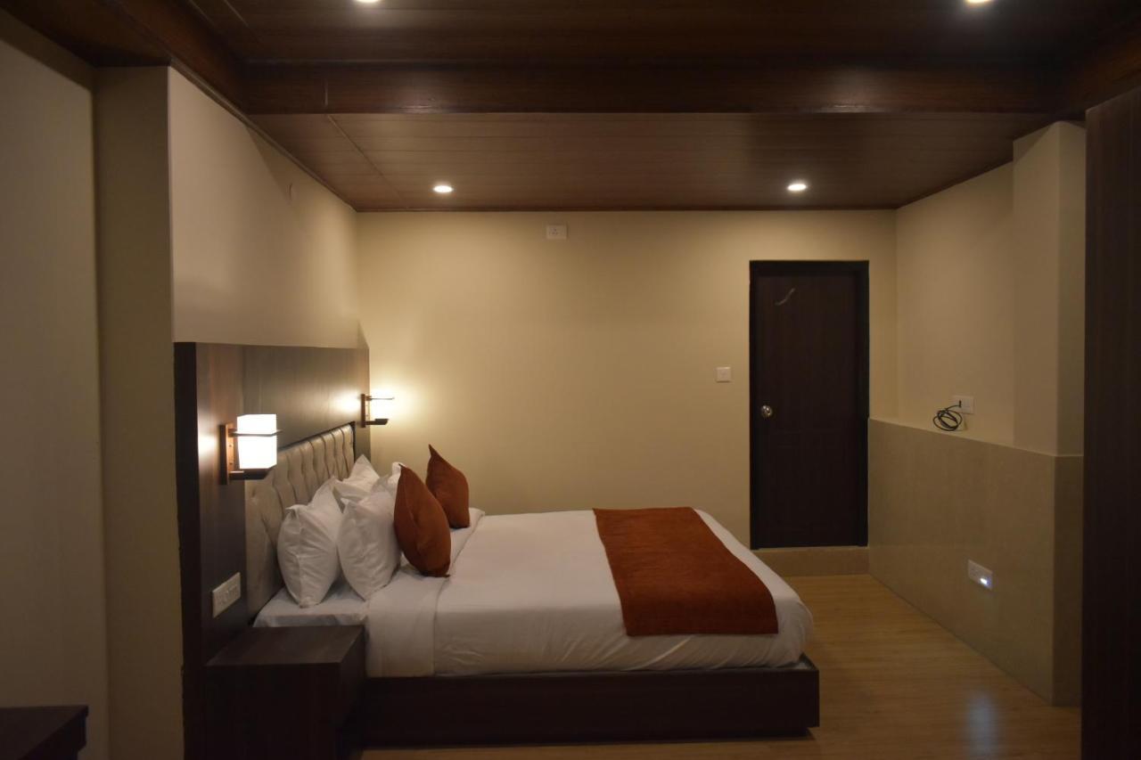 Hotel Keswani Group Tashi Heritage &