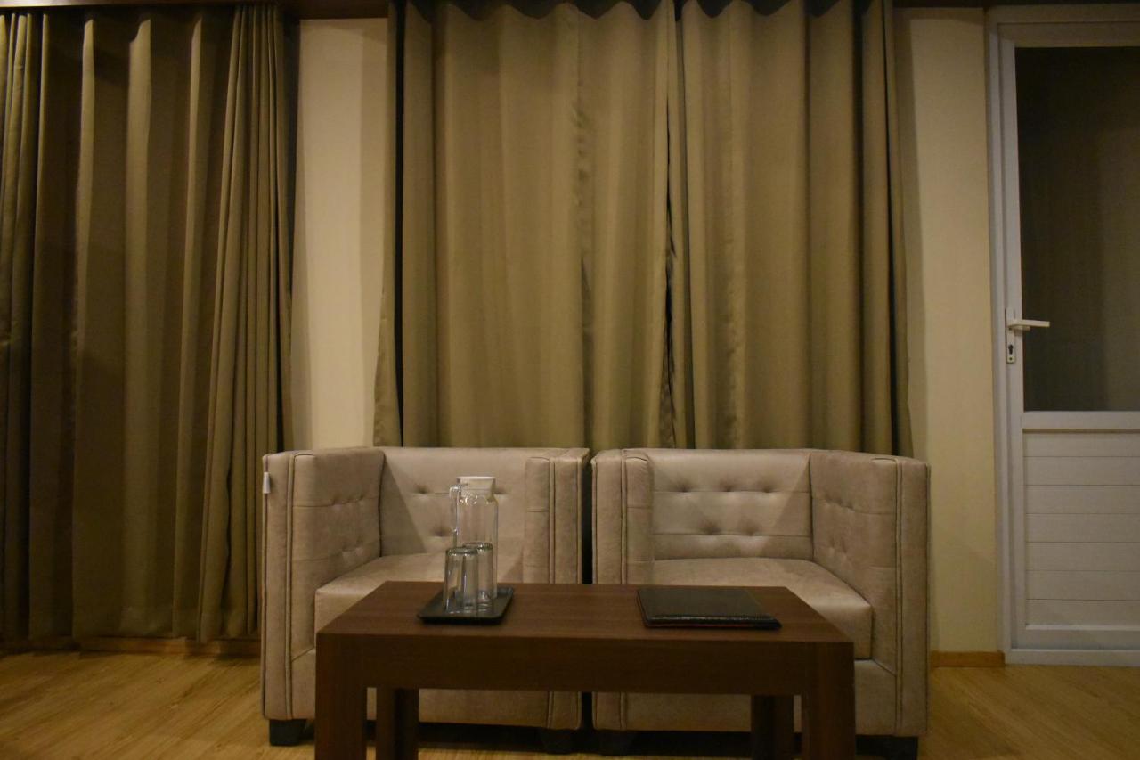 Hotel Keswani Group Tashi Heritage & 3*