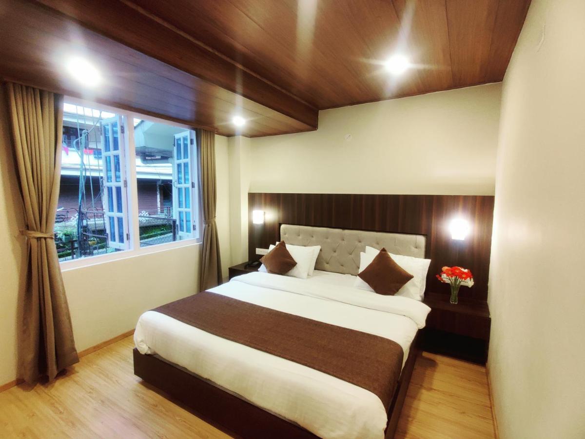 Hotel Keswani Group Tashi Heritage &