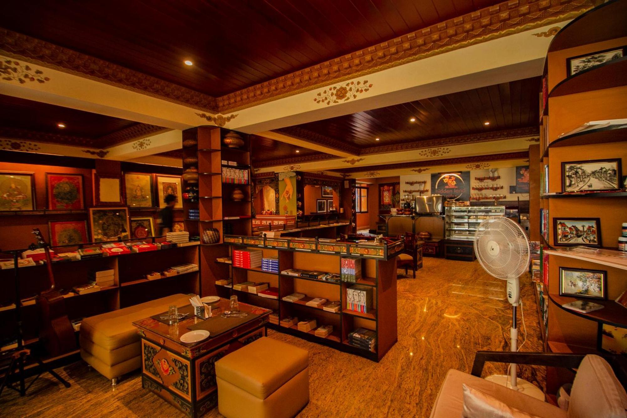 Hotel Amritara Hidden Land, - 900 Mts From Mg Marg