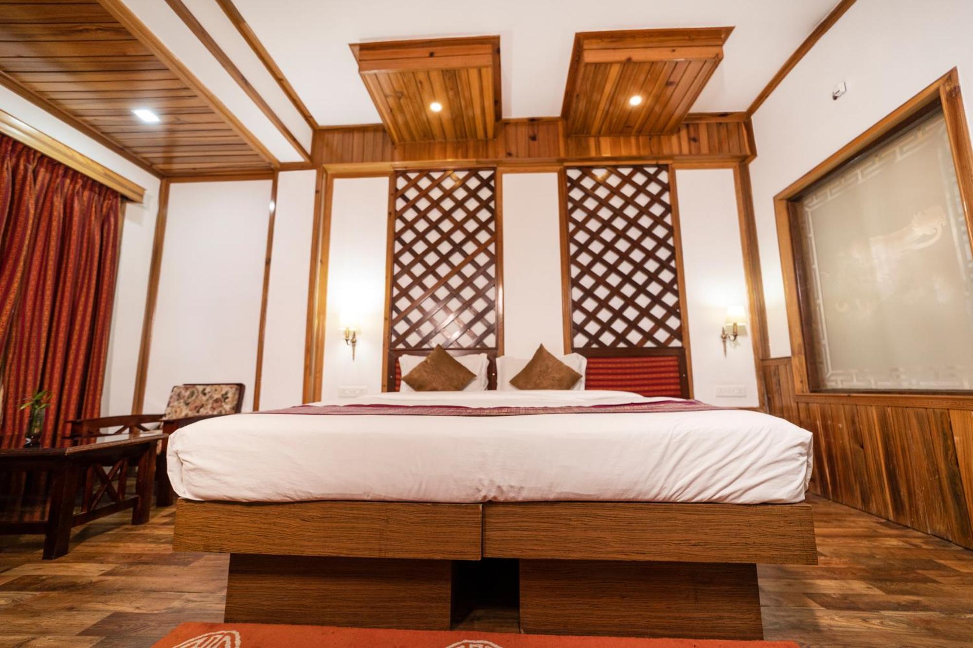 Yangthang Heritage 4*