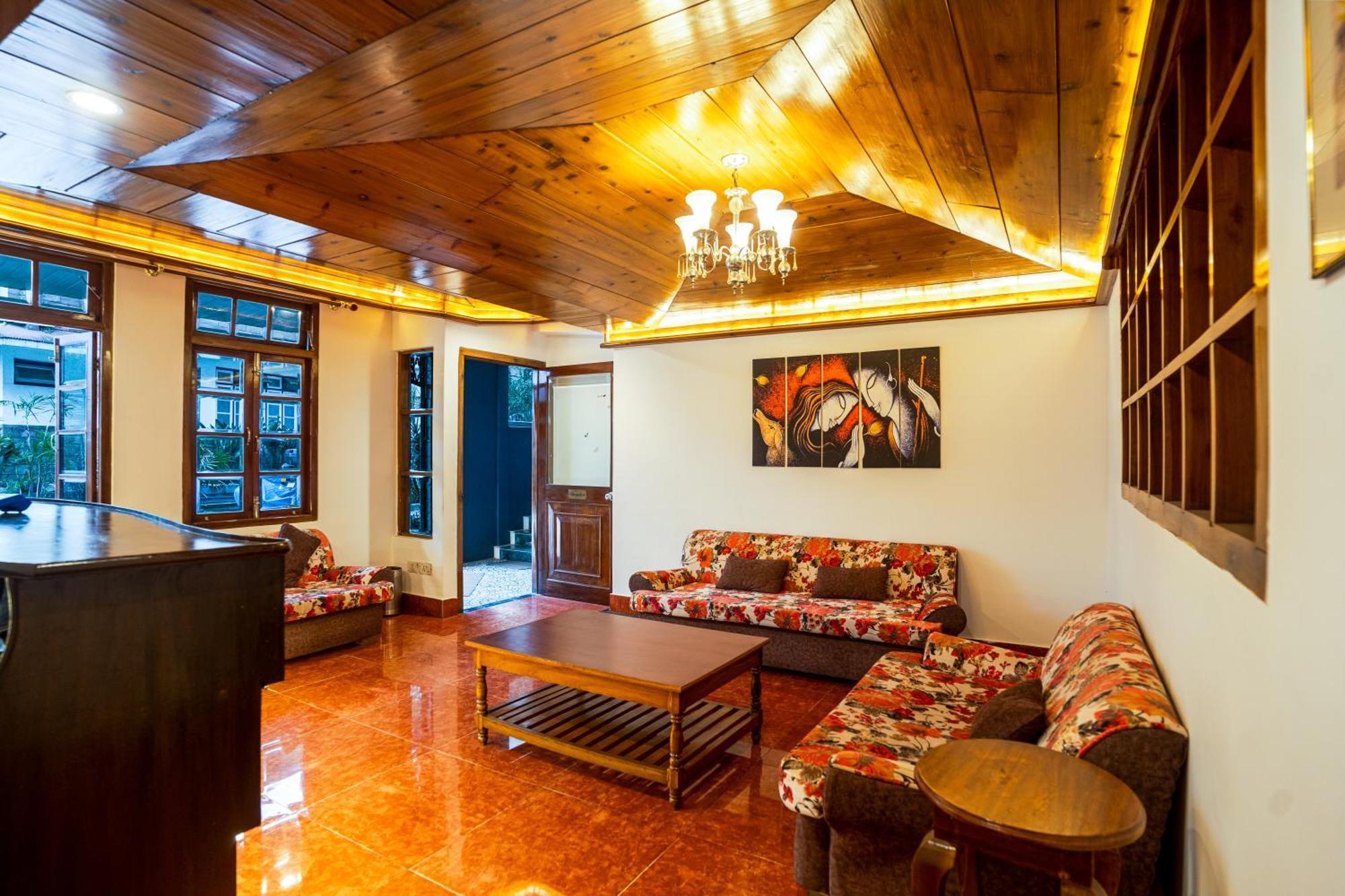 Hotel Sparrow Cherry 2 Min Walk To Mg Marg