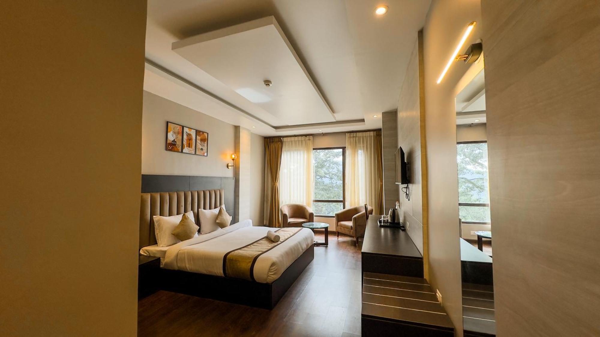 Hotel Orbit Regency