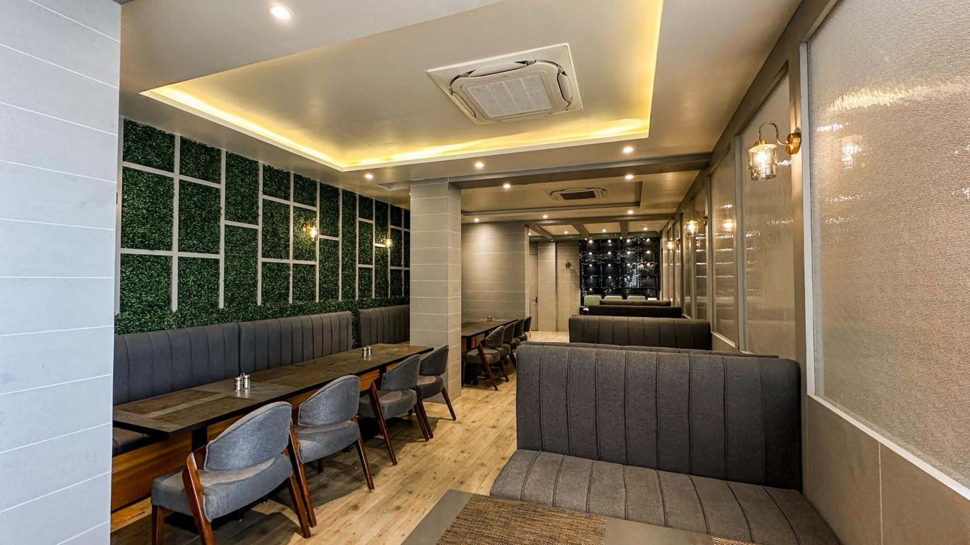 Hotel Orbit Regency