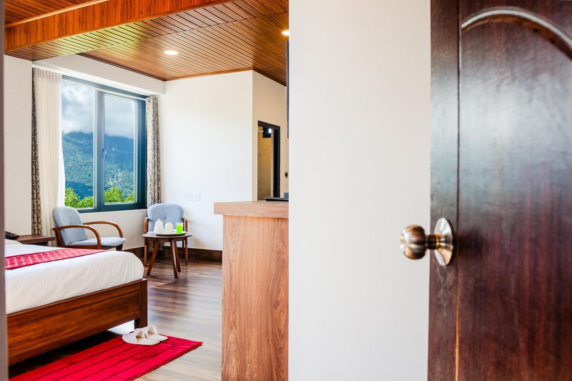 Hotel Sparrow Cherry 2 Min Walk To Mg Marg