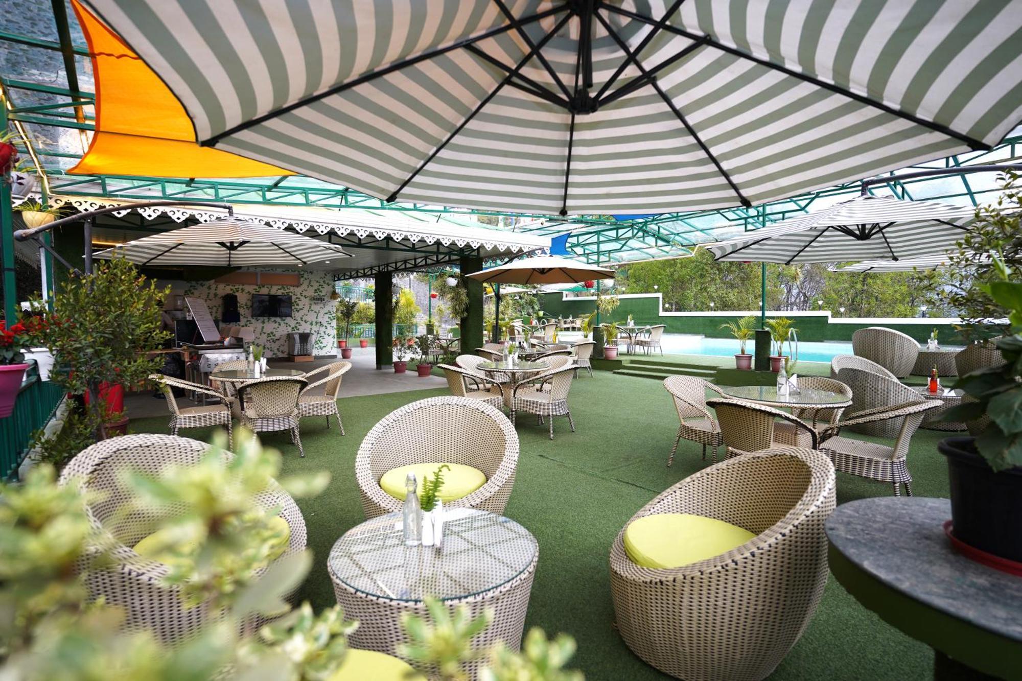 Hotel Treenz