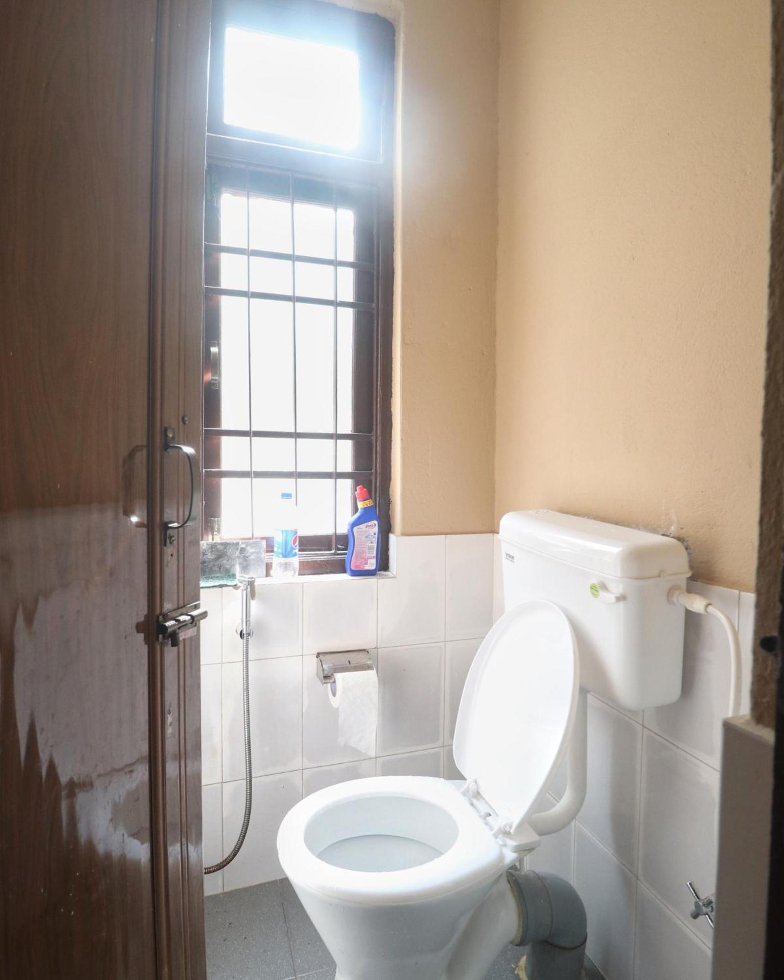 The Secondfloor Hostel *