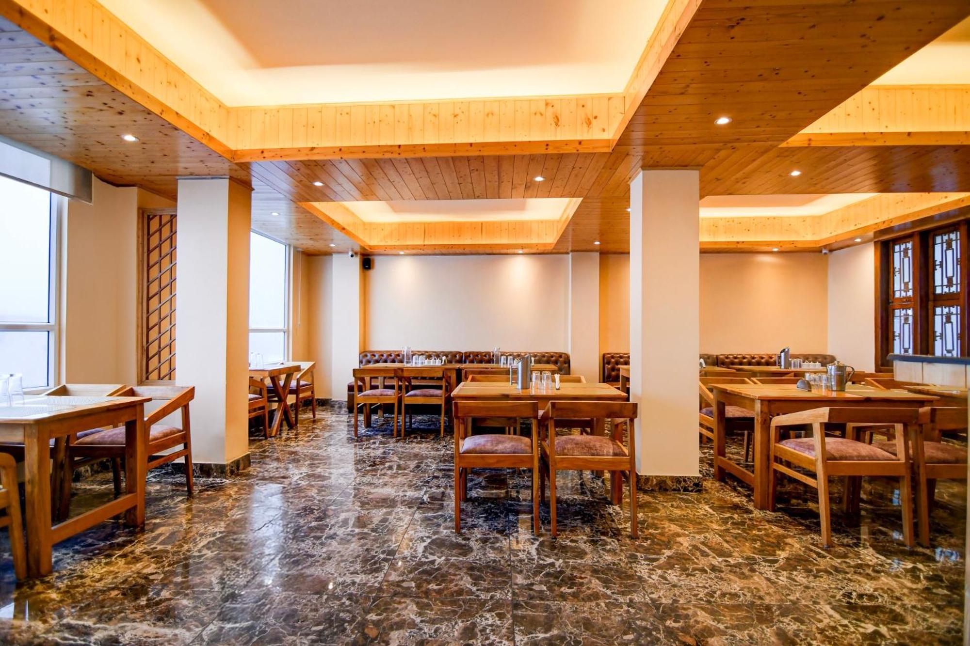 Hotel O Himalaya Gangtok