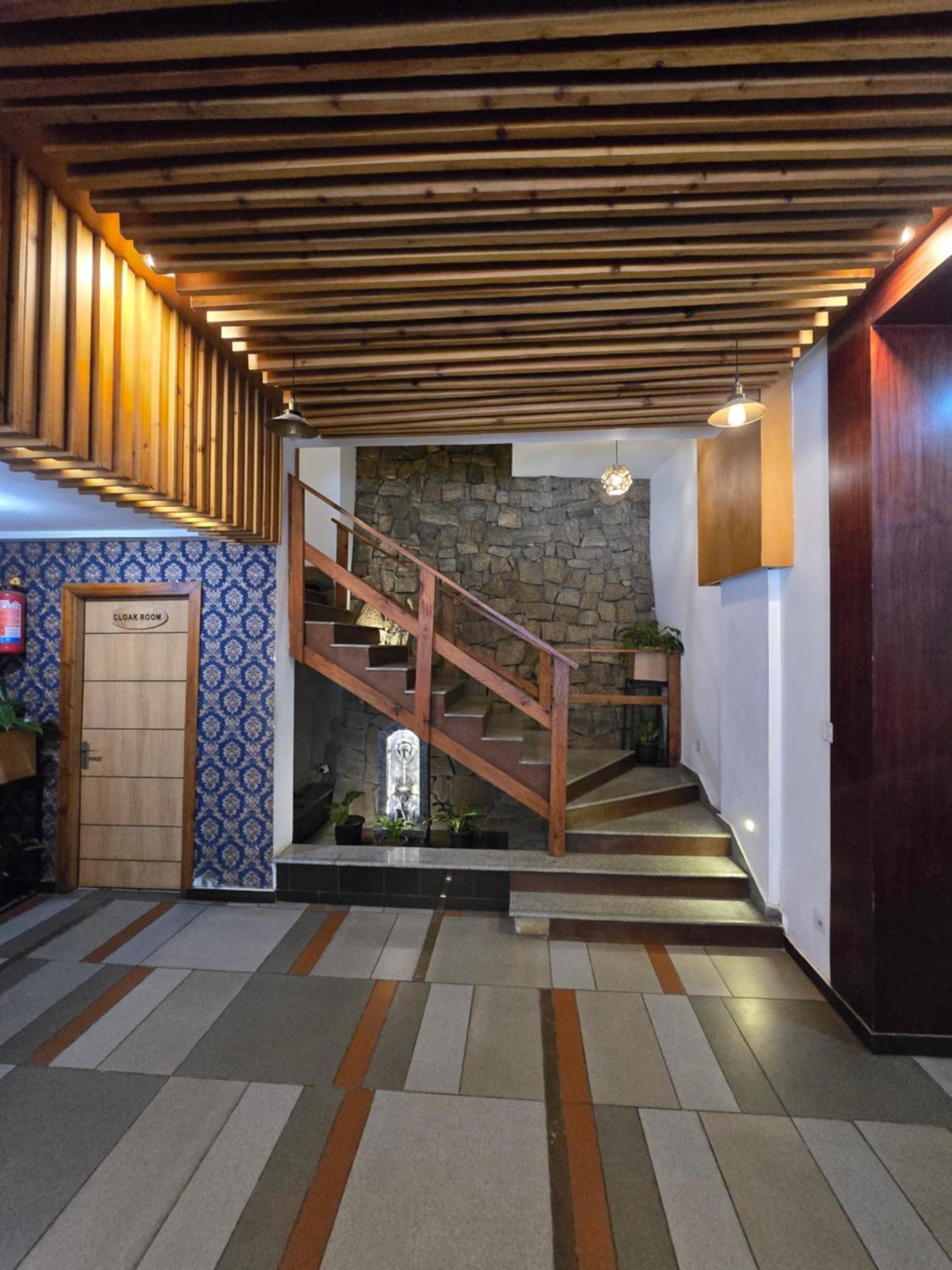 Hotel The Regal & Lounge 3*