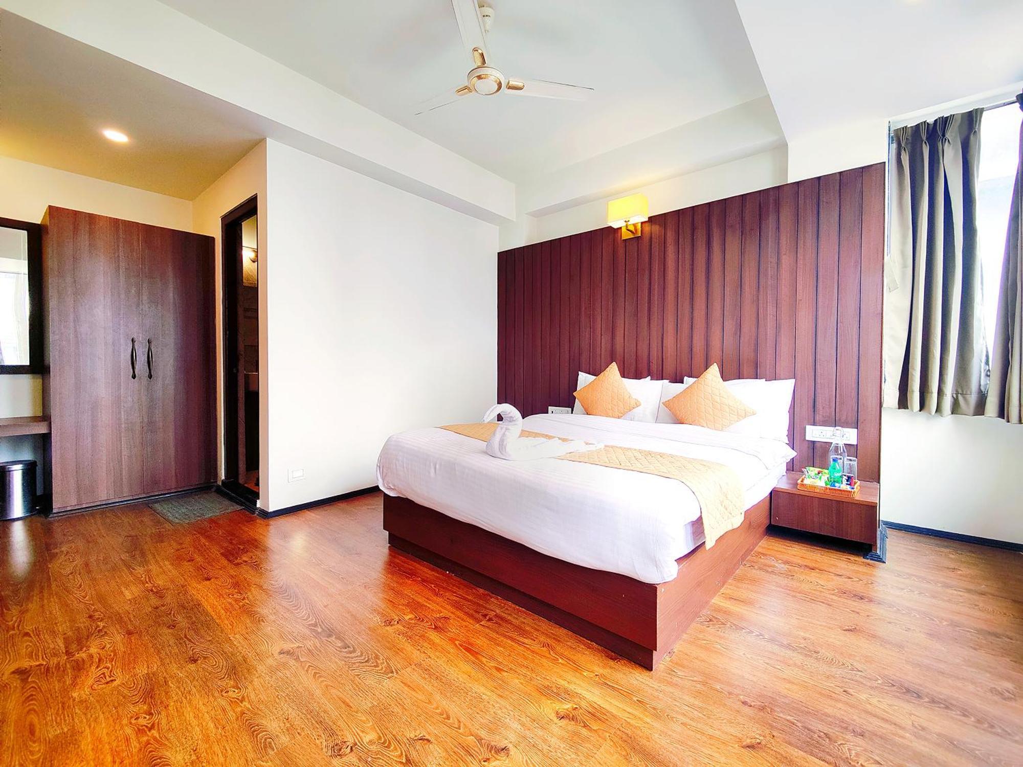 Jo'stel Dream Glory And Bar - Near Mg Marg Hotel 5*