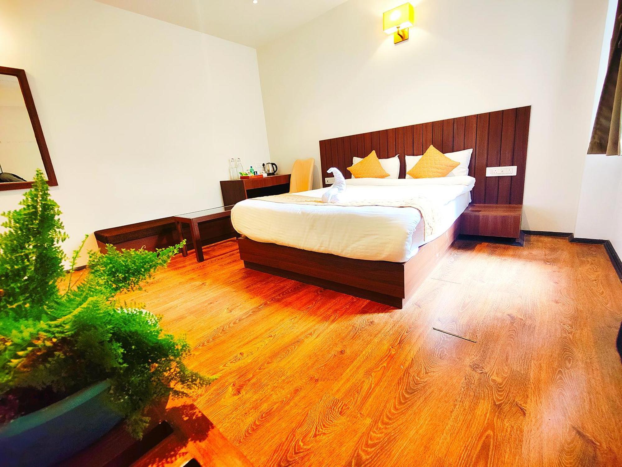 Jo'stel Dream Glory And Bar - Near Mg Marg Hotel 5*