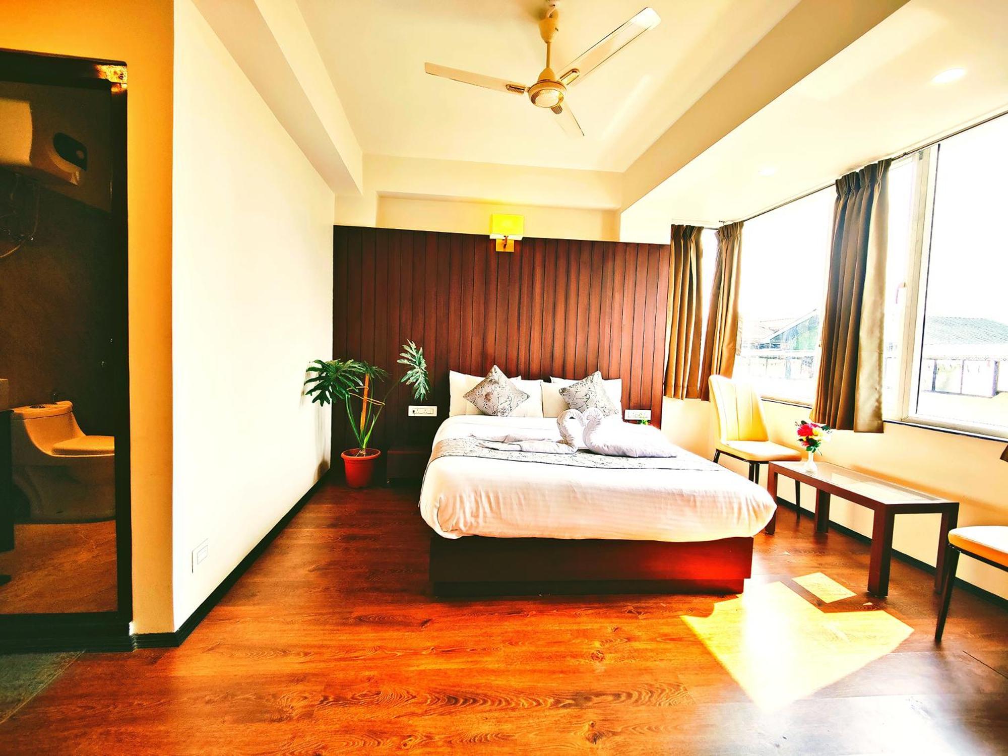 Hotel Jo'stel Dream Glory And Bar - Near Mg Marg 5*