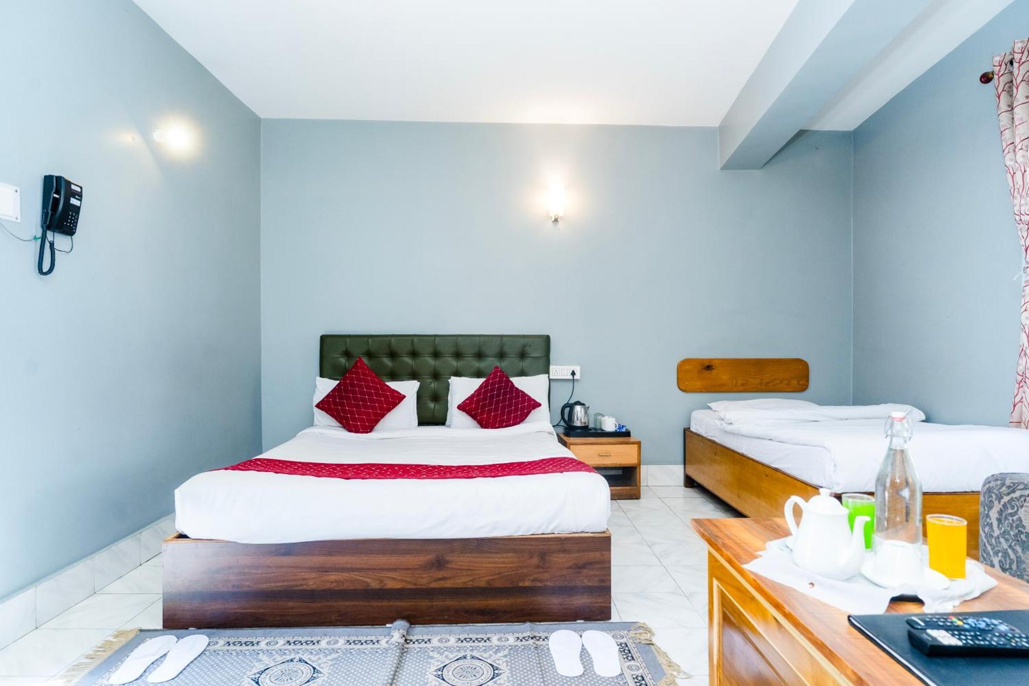 Hotel Sparrow Juniper Tree 2 Min Walk To Mg Marg Gangtok