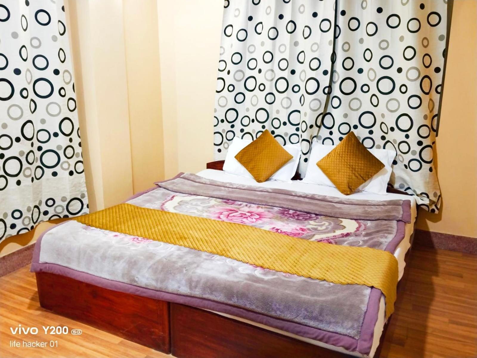 Hotel Snow Cap Regency