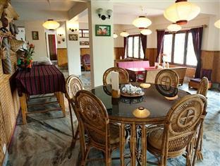 Bamboo Retreat 3*