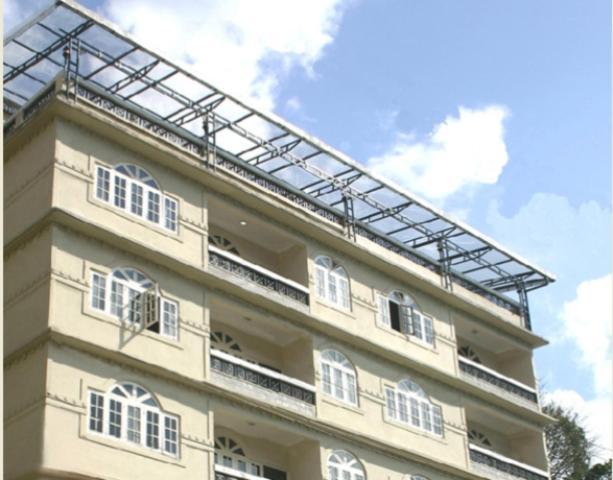 The Denzong Shangrila 2*