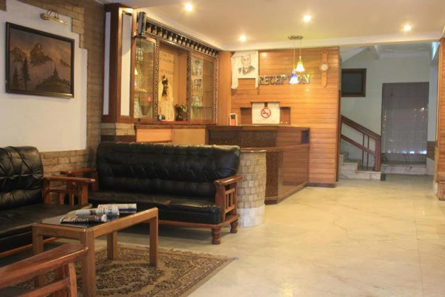Hotel The Denzong Shangrila