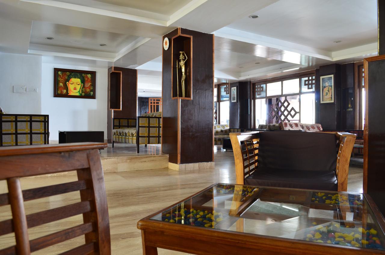 Tara Palace 4*