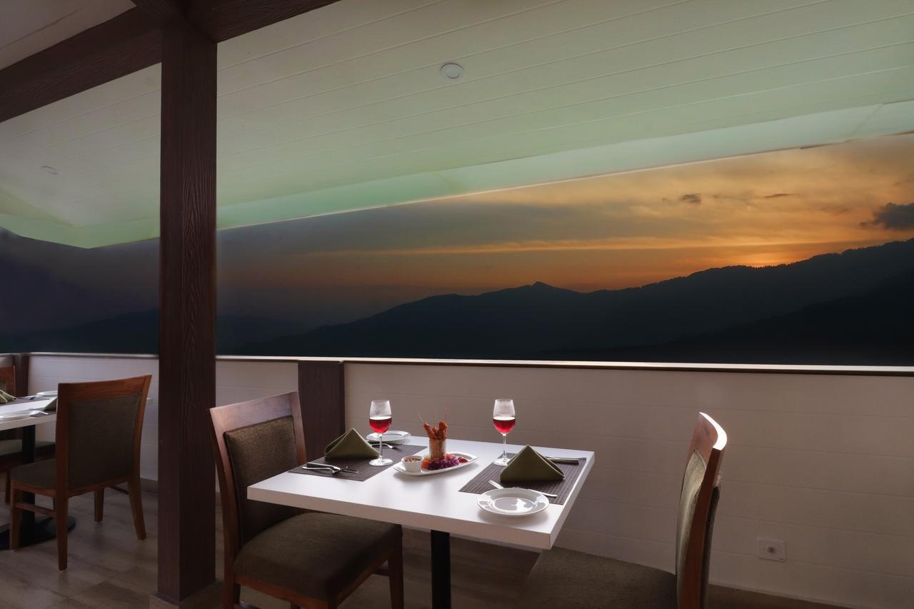 The Denzong Shangrila 2*