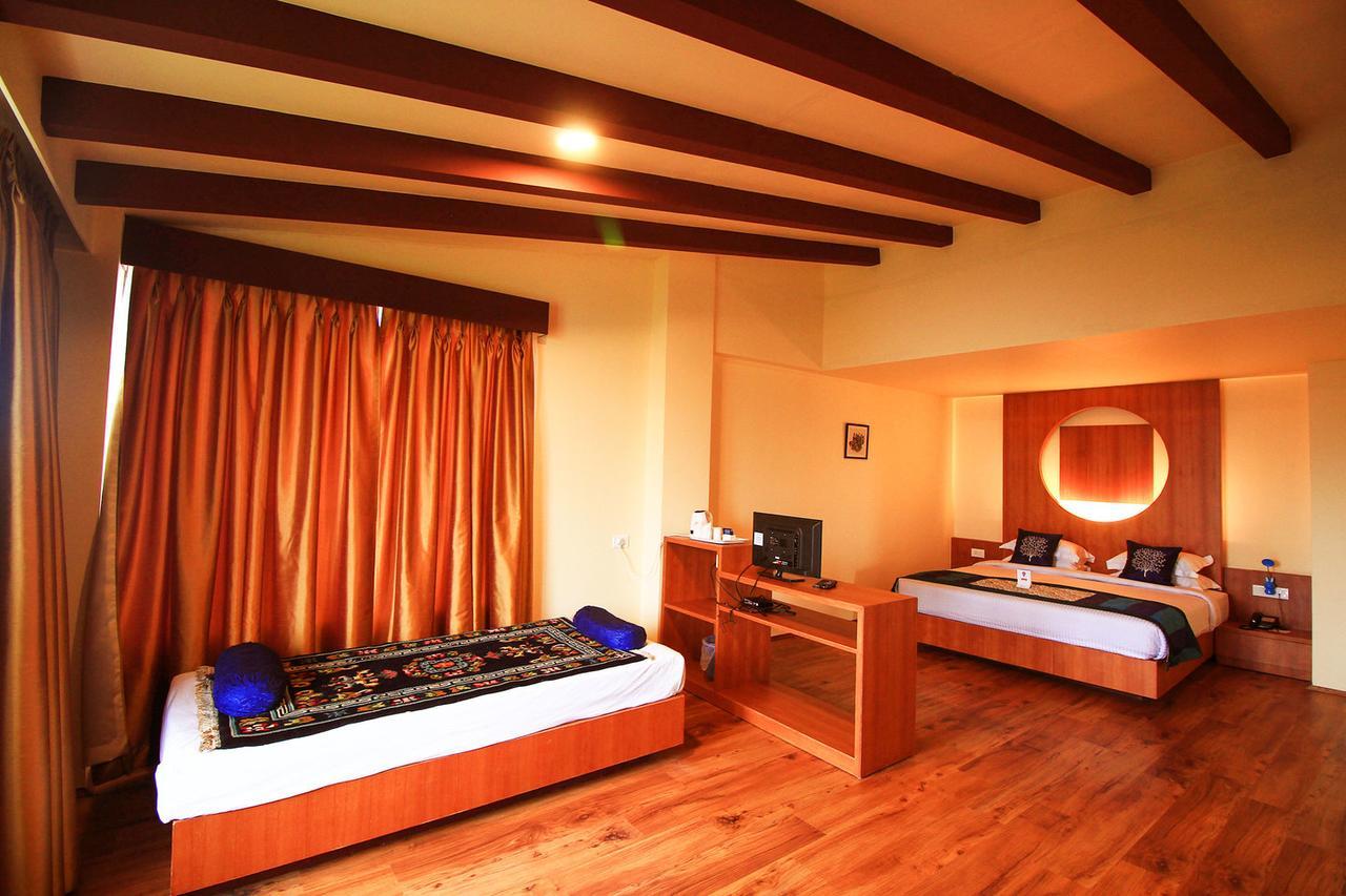 Tarayana Grand