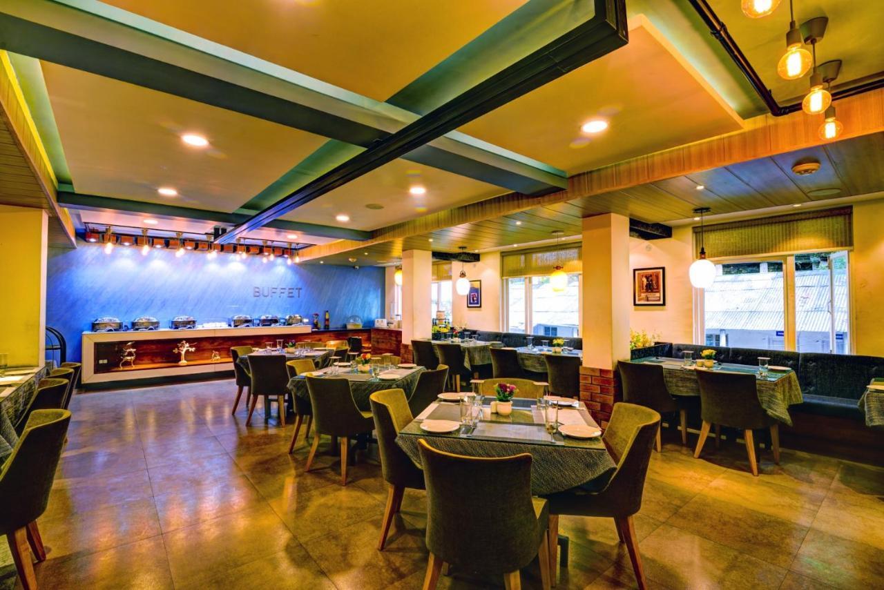 Udaan Woodberry & 4*