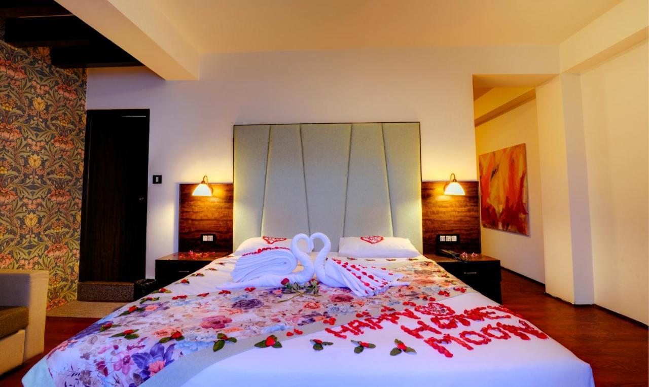 Udaan Woodberry & Hotel 4*