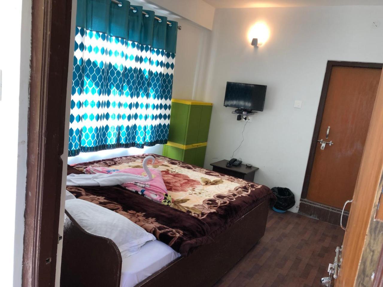 Silk Route Gateway Hotel