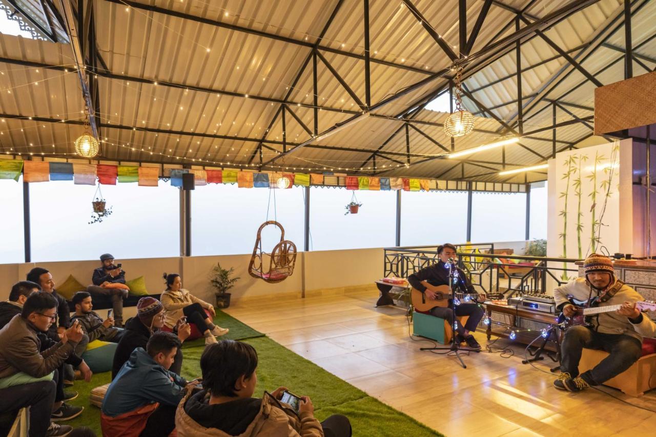 Hostel Zostel *