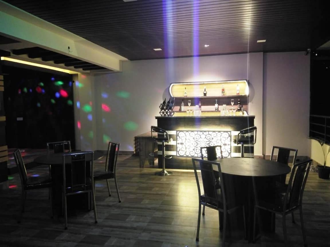 Hotel Aurora 3*