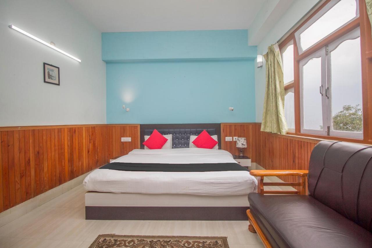 Hotel Retreat & Gangtok