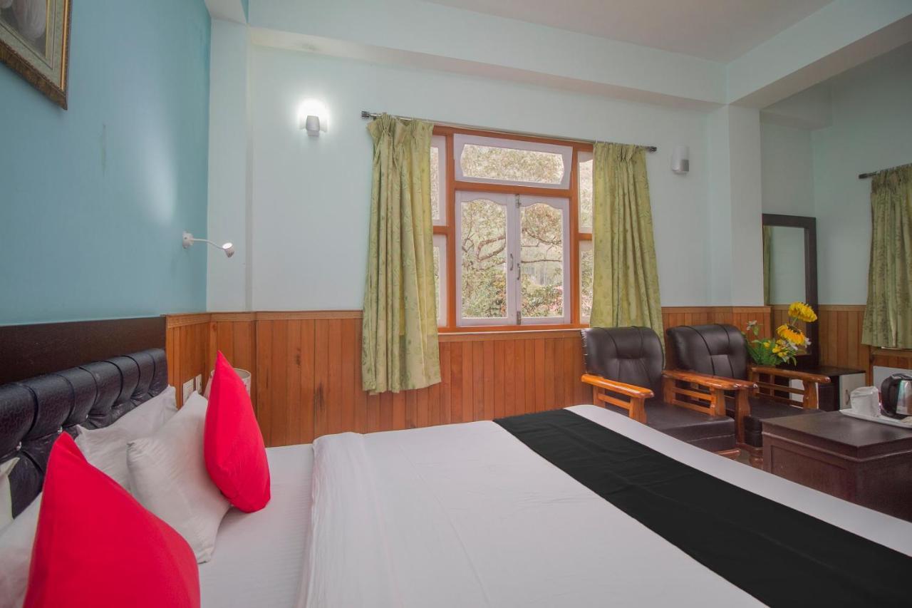 Hotel Retreat & 3*