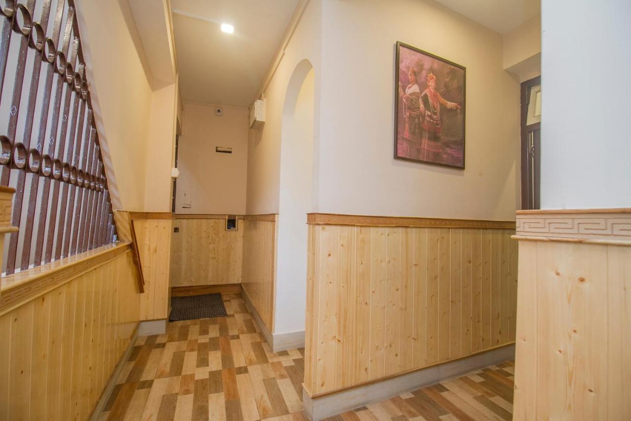 Hotel Oyo 69210 Arya